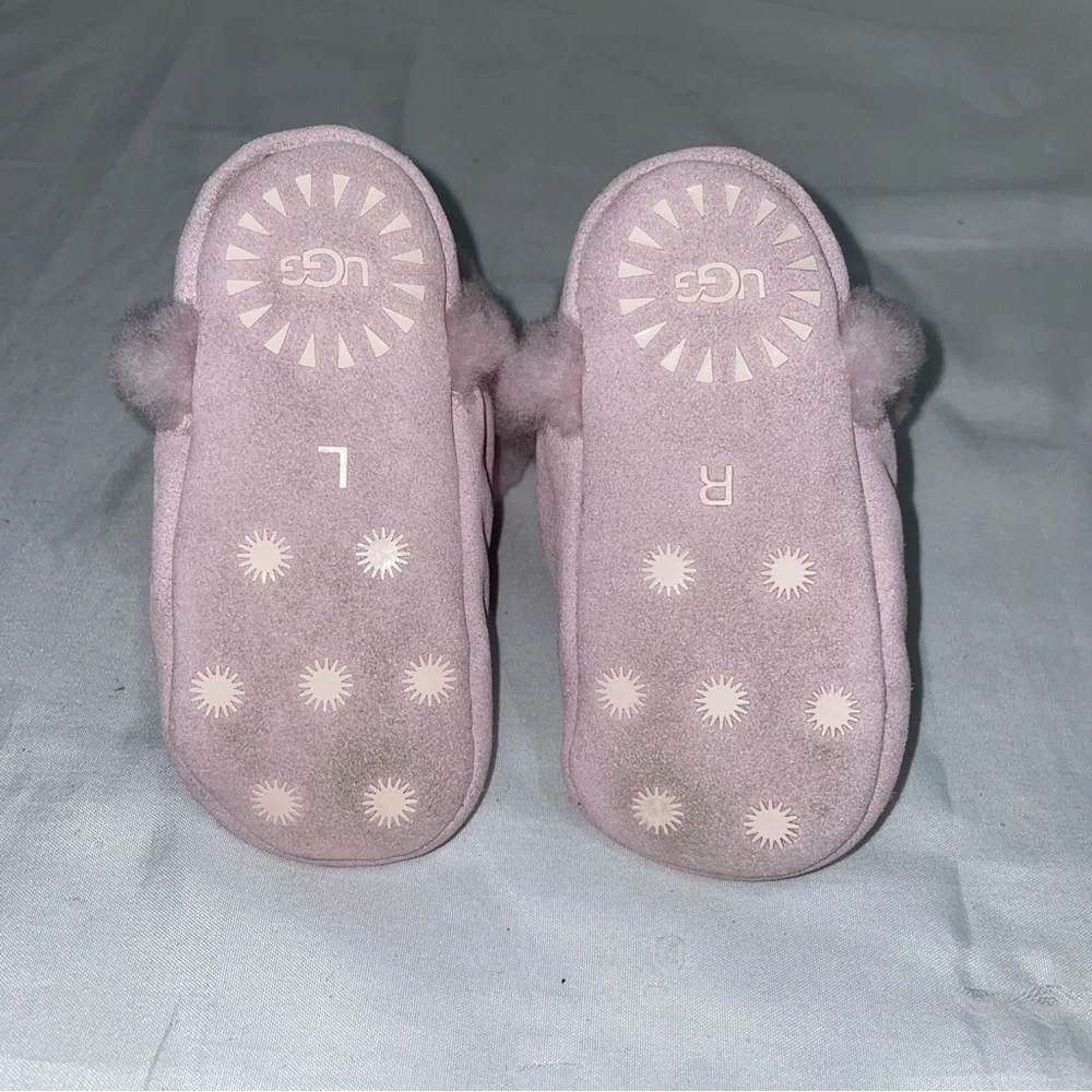 UGG Jesse Bow II Pink Suede Baby Boots Sheepskin Lined Infant Size 4/5 1103552I‎